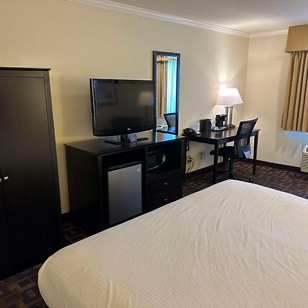 Best Western Plus Inn Of Гейвард Екстер'єр фото