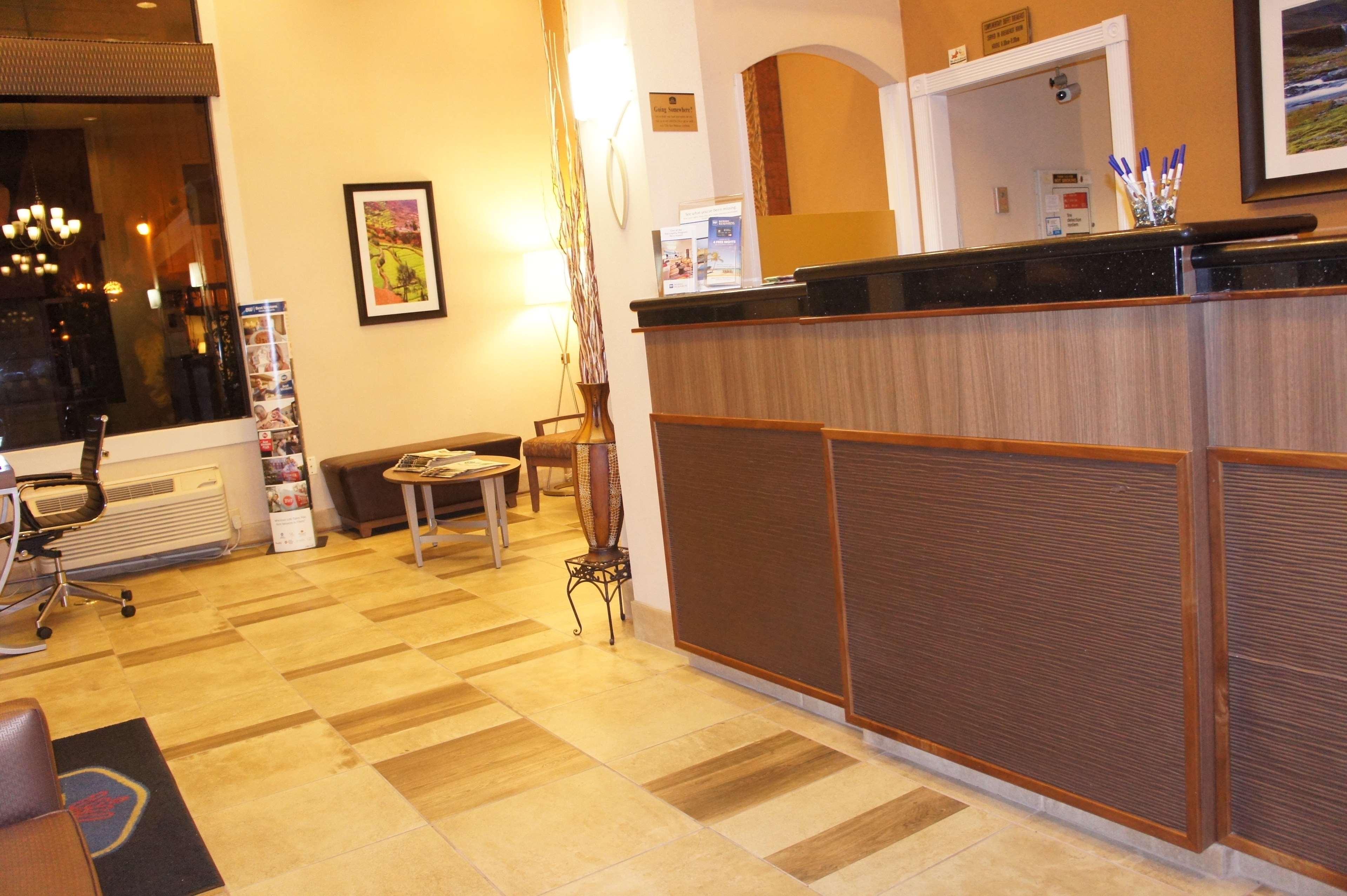 Best Western Plus Inn Of Гейвард Екстер'єр фото