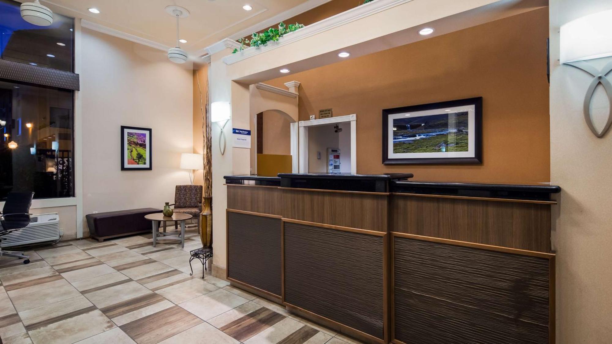 Best Western Plus Inn Of Гейвард Екстер'єр фото